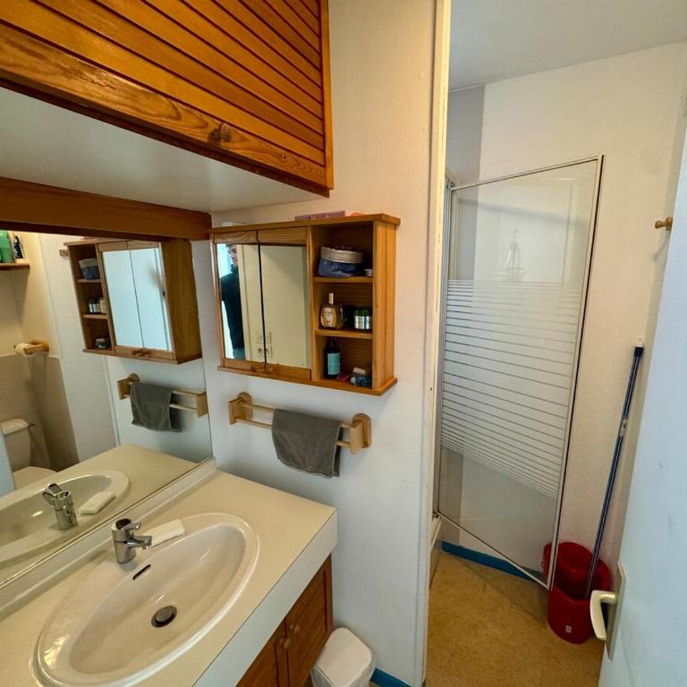 Vue Mer Exceptionnelle - 2 Étoiles - One-Bedroom Apartment - 9