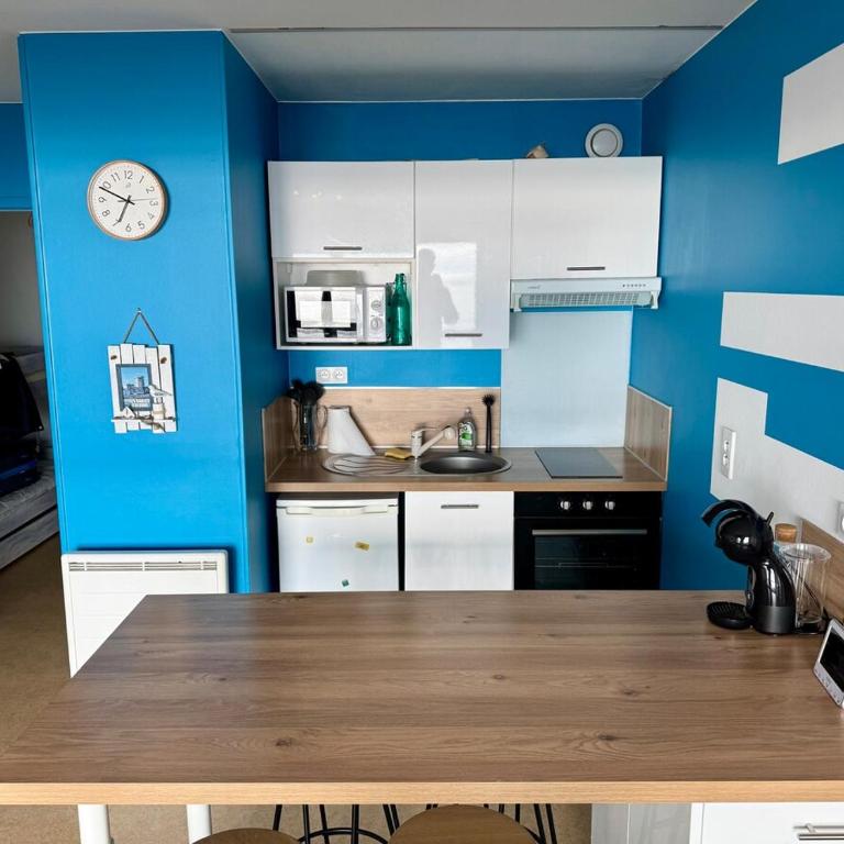 Vue Mer Exceptionnelle - 2 Étoiles - One-Bedroom Apartment - 13