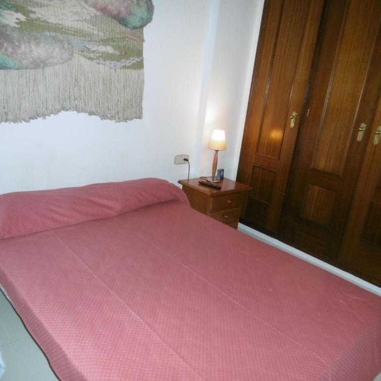 APARTAMENTO CERCA DE LA PLAYA CON PISCINA y PARKING - Apartamento de 2 dormitorios - 4