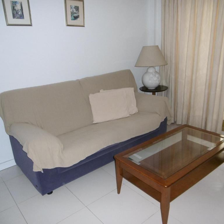 APARTAMENTO CERCA DE LA PLAYA CON PISCINA y PARKING - Apartamento de 2 dormitorios - 8