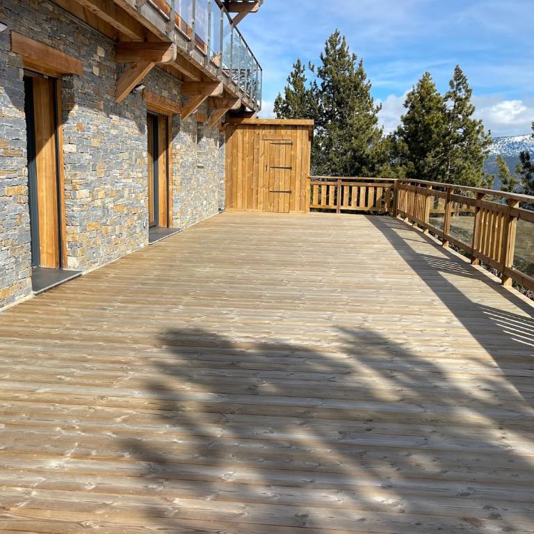 L'Esquirol Appart - Location T3 avec vue imprenable - Les Angles - Two-Bedroom Apartment with Lake View - 14