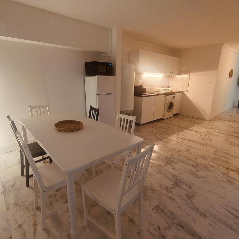 Superbe appartement T2 de 95 m - Appartement 1 Chambre - 3