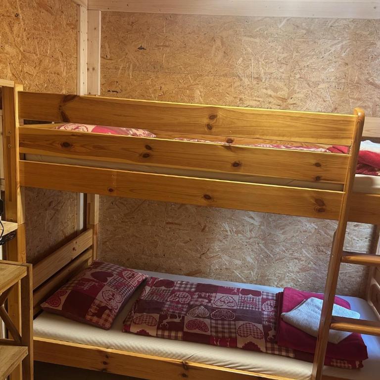 Inn-side ADVENTURE CABINS - Chalet mit 2 Schlafzimmern - 6
