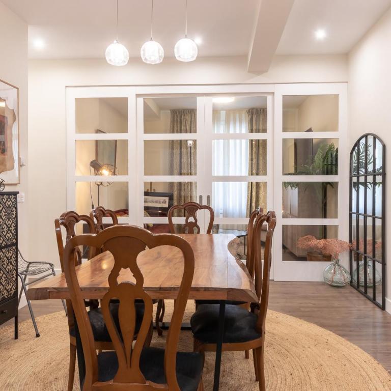 Prime Location Bilbao | 4BR, 2BA & Parking - Apartment - 10