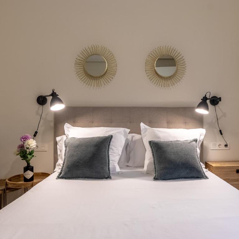 Prime Location Bilbao | 4BR, 2BA & Parking - Apartment - 13