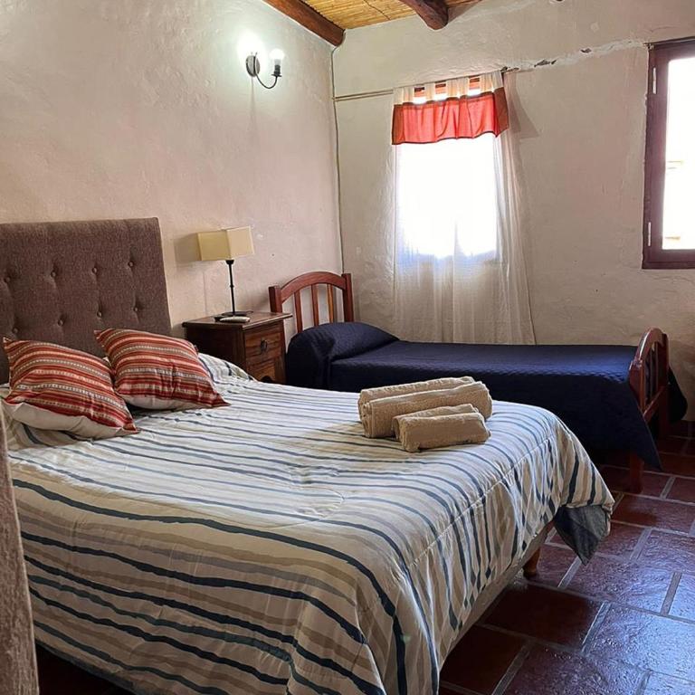 Hotel La Herencia - Triple Room with Private Bathroom - 3