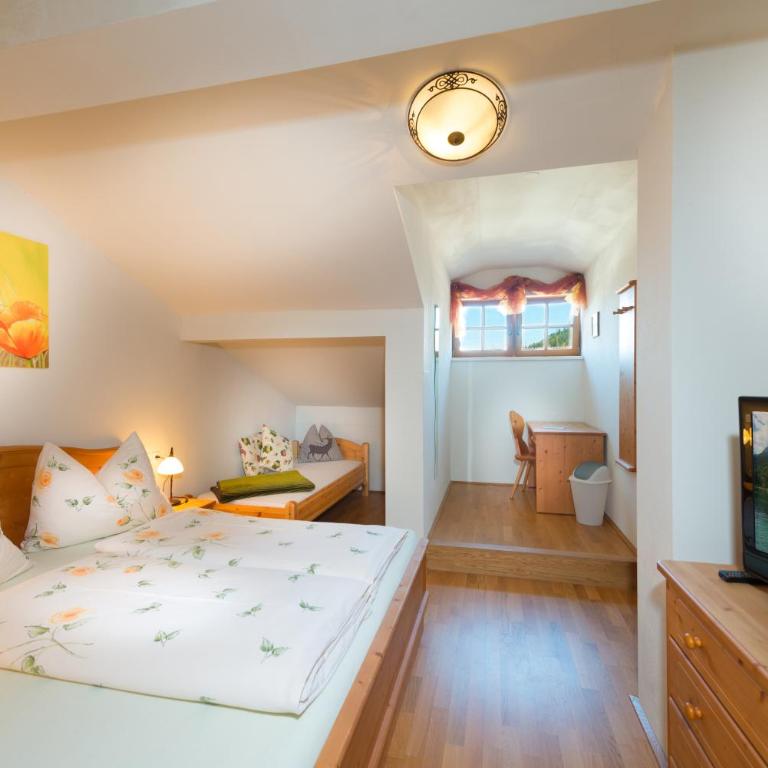 Mitterbichlhof - Doppelzimmer - 10