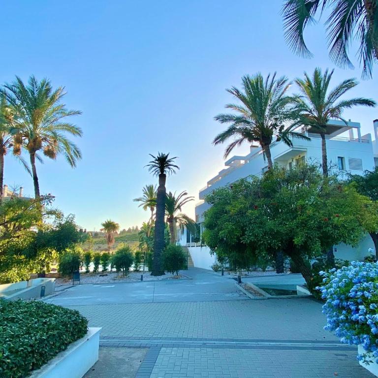 Vitania I Resort Penthouse with Jacuzzi - Two-Bedroom Apartment with Balcony and Terrace - 33