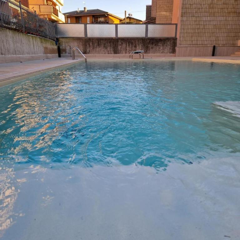 Iris B&B Verona - Camera Matrimoniale con Vista Piscina - 15