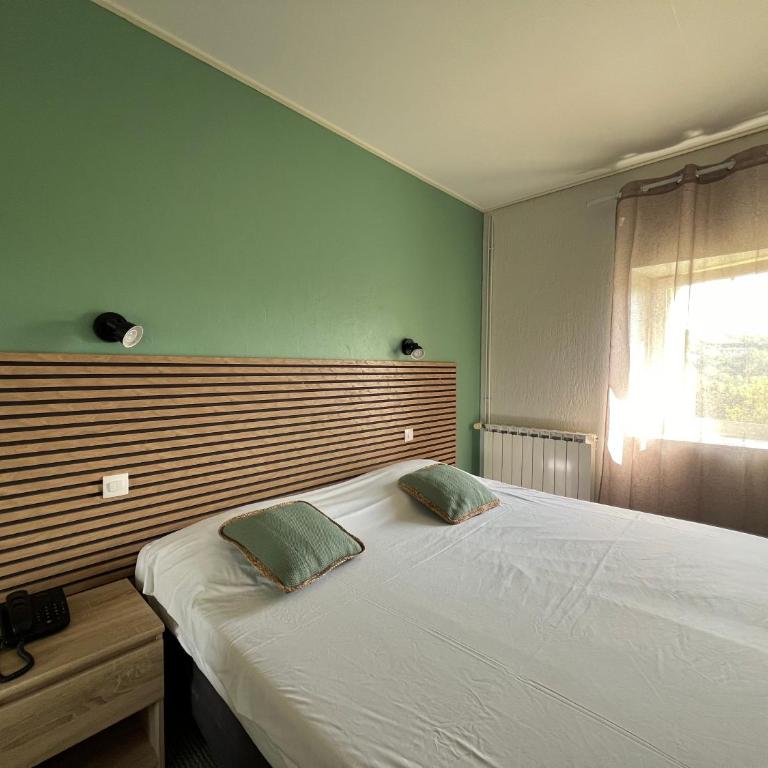 Logis Hotel restaurant des Thermes - Chambre Double Classique - 7