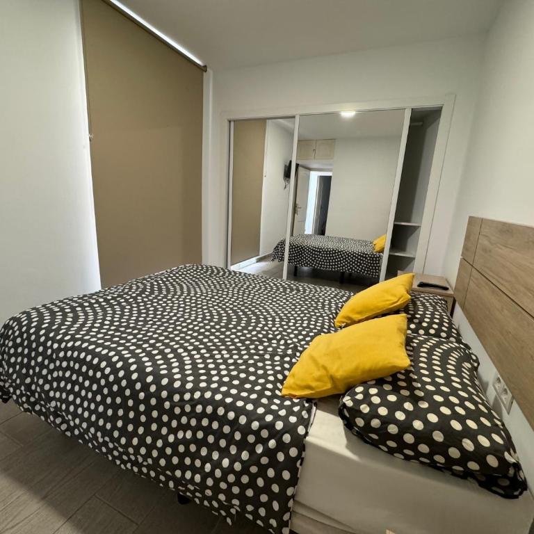 Estupendo apartamento con dos dormitorios - One-Bedroom Apartment - 21