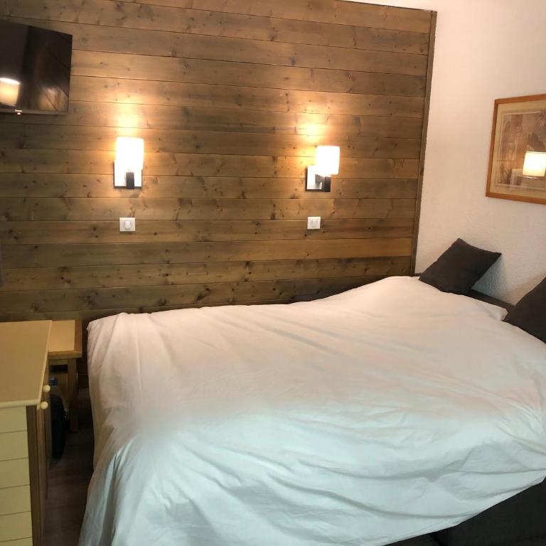 Studio 28m2 vue pistes plein sud du dimanche au dimanche - Apartment mit 1 Schlafzimmer - 6