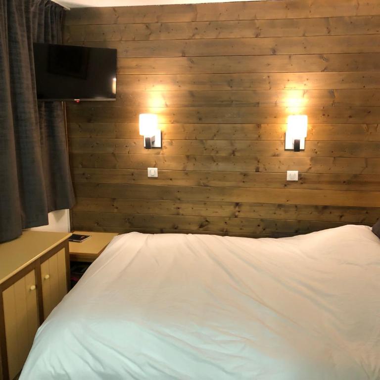 Studio 28m2 vue pistes plein sud du dimanche au dimanche - Apartment mit 1 Schlafzimmer - 5