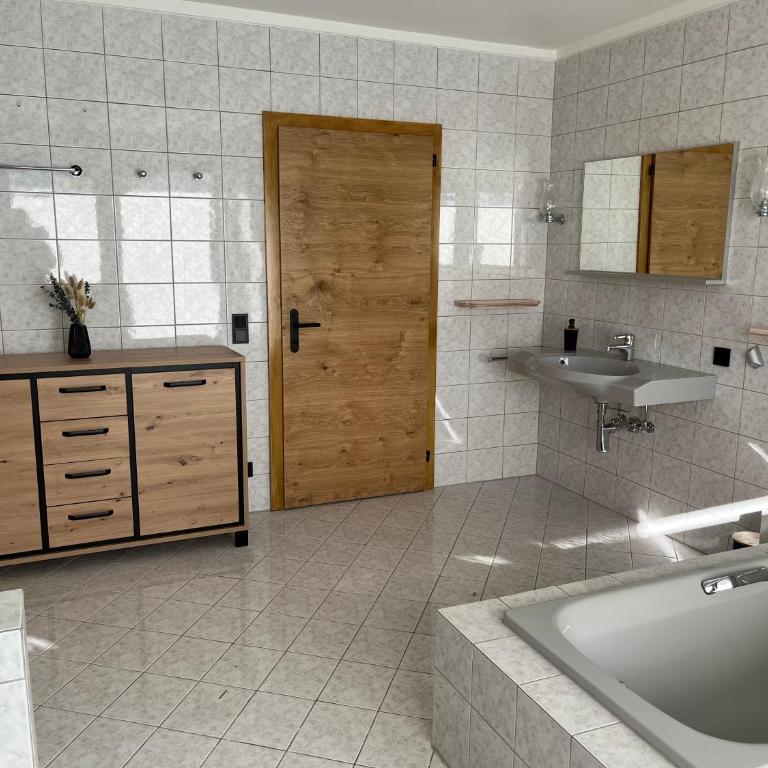 Bergblick Appartements - Superior Apartment mit Balkon - 18