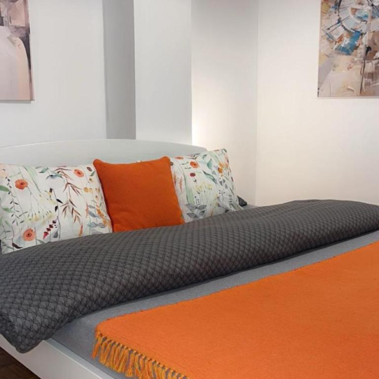 NEW BELGRADE Lovely three bedroom apartment - Apartman sa 2 Spavaće Sobe - 2