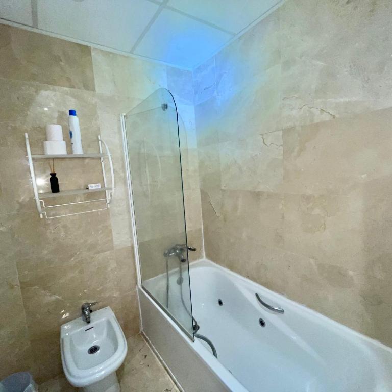 Apartamento 2 hab Golden Mile Marbella - Two-Bedroom Apartment - 12
