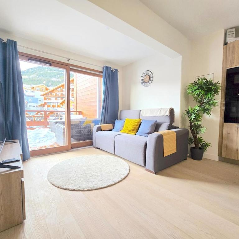 Incroyable T2 neuf et spacieux - Garage privé - Two-Bedroom Apartment - 15