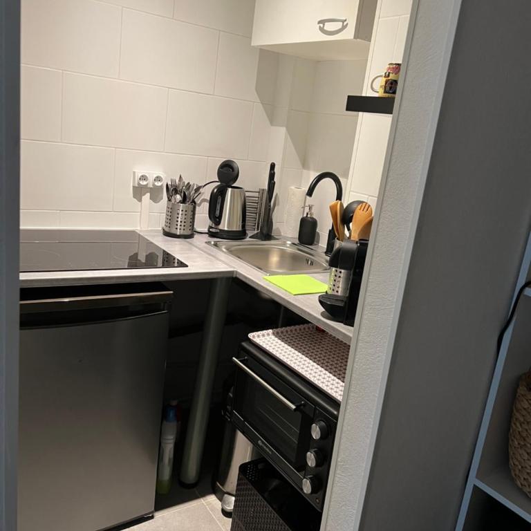Studio Le Saint Honorât Juan les pins - Apartment mit 1 Schlafzimmer - 3