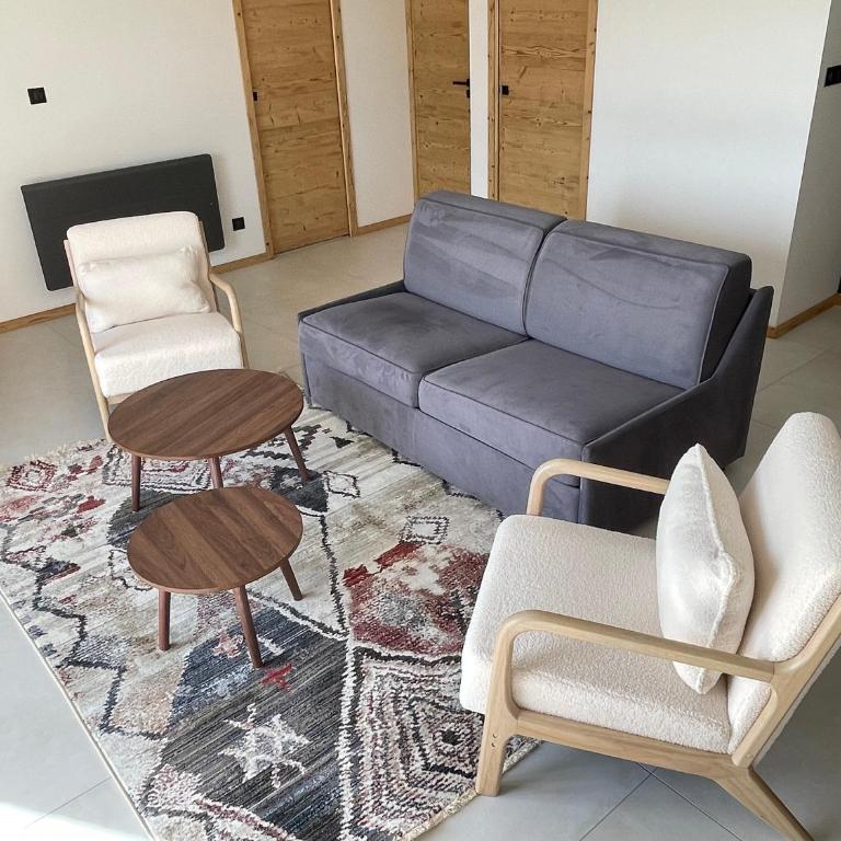 L'Esquirol Appart - Location T3 avec vue imprenable - Les Angles - Two-Bedroom Apartment with Lake View - 2
