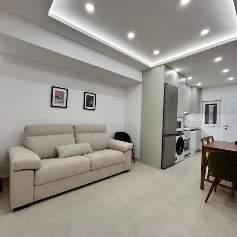 AeroSuites102 Alojamiento Madrid - Two-Bedroom Apartment - 1