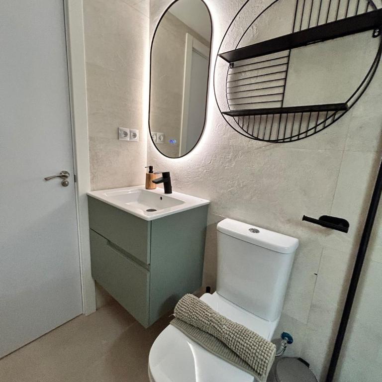 AeroSuites202 Alojamiento Madrid - Two-Bedroom Apartment - 7