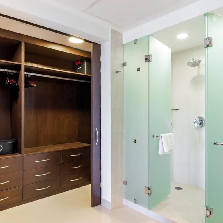 Luxury Ocean view condo in Mareazul Beach front - Almajuma House - Two-Bedroom Apartment - 5