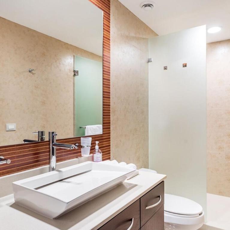 Luxury Ocean view condo in Mareazul Beach front - Almajuma House - Two-Bedroom Apartment - 22