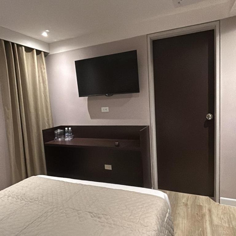 Hotel Grand Galaxie - Deluxe Room - 2