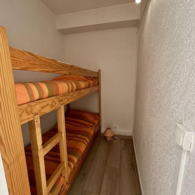 T2 Cabine Climatisé à Argelès avec Parking - FR-1-388-228 - Apartment - 10