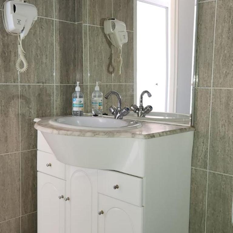 LOCBORDEAUX-FR - Appt proche CHU Bordeaux - WIFI - Studio Standard - 8