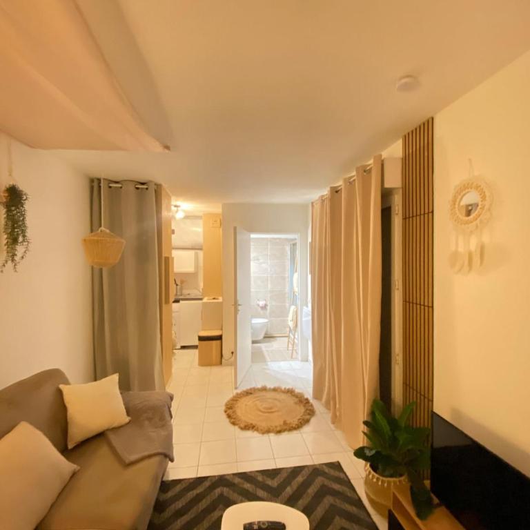 Studio Boho Chic - Proche de la mer - Studio avec Terrasse - 11