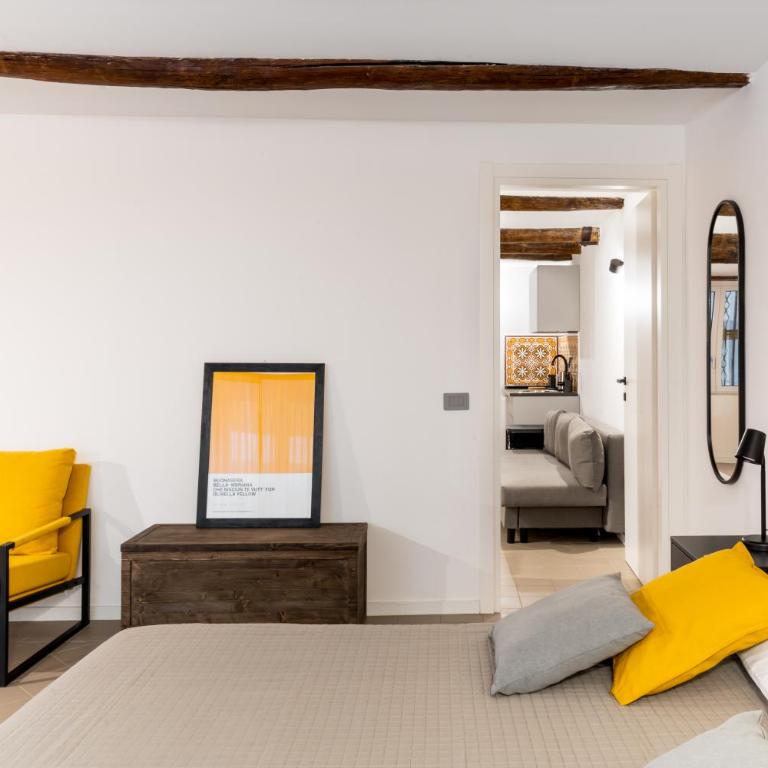 Tra i vicoli di Napoli, La Olivella design e amore - Appartamento con 2 Camere da Letto - 1