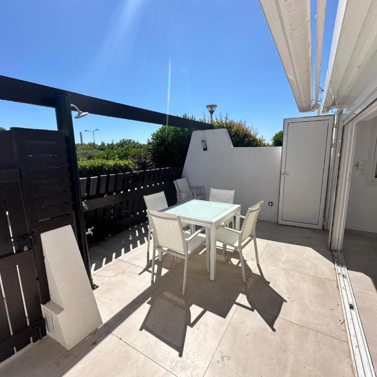 Magnifique villa, Port Nature, Village Naturiste, 2 pièces, 36m2, 150m de la plage - One-Bedroom Apartment - 10
