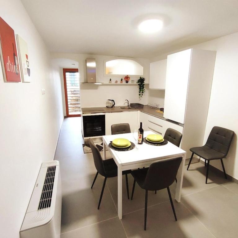 Home Giulia - Appartamento - 15