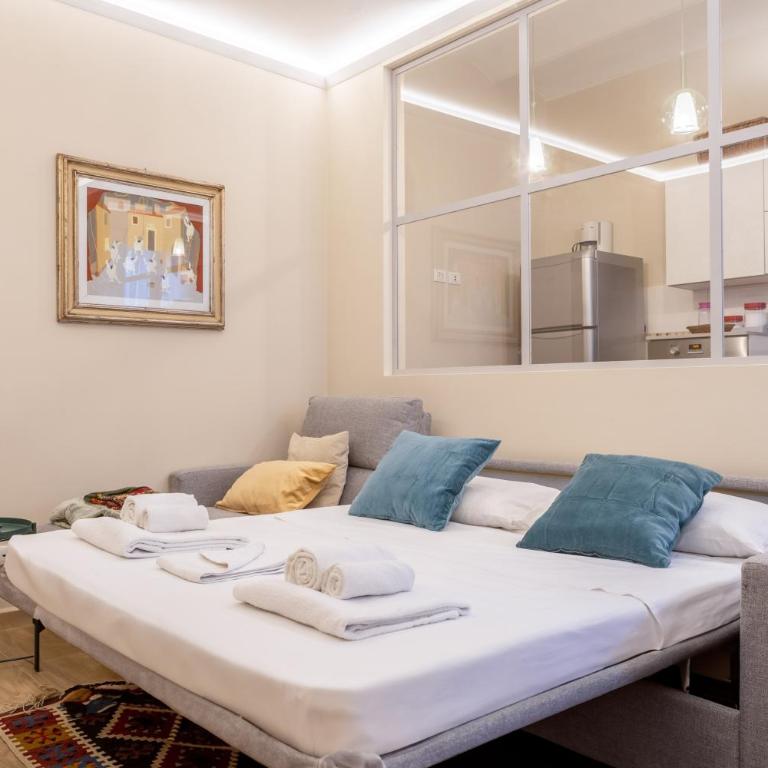 Sant'Ambrogio Elegant Apartment - Appartamento con 1 Camera da Letto - 25