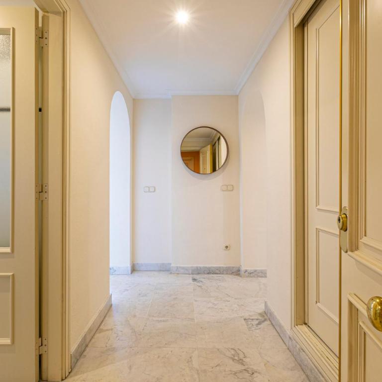 MARBELLA HOME RENTALS - Marina Banus, Puerto Banus, seaview, 2BR, parking & pool - Two-Bedroom Apartment with Balcony and Sea View - 18