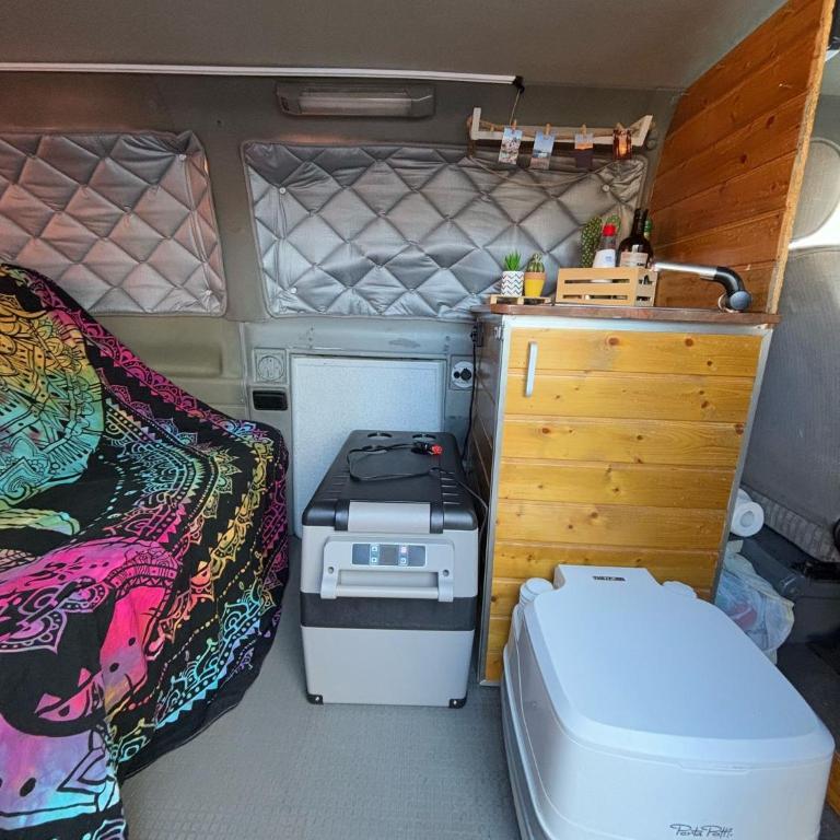Furgoneta camperizada para dormir y conducir - Tienda - 7