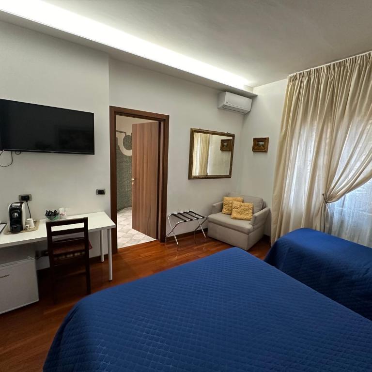 10 Minutes B&B Bed & Breakfast - Camera Tripla con Bagno Privato - 19