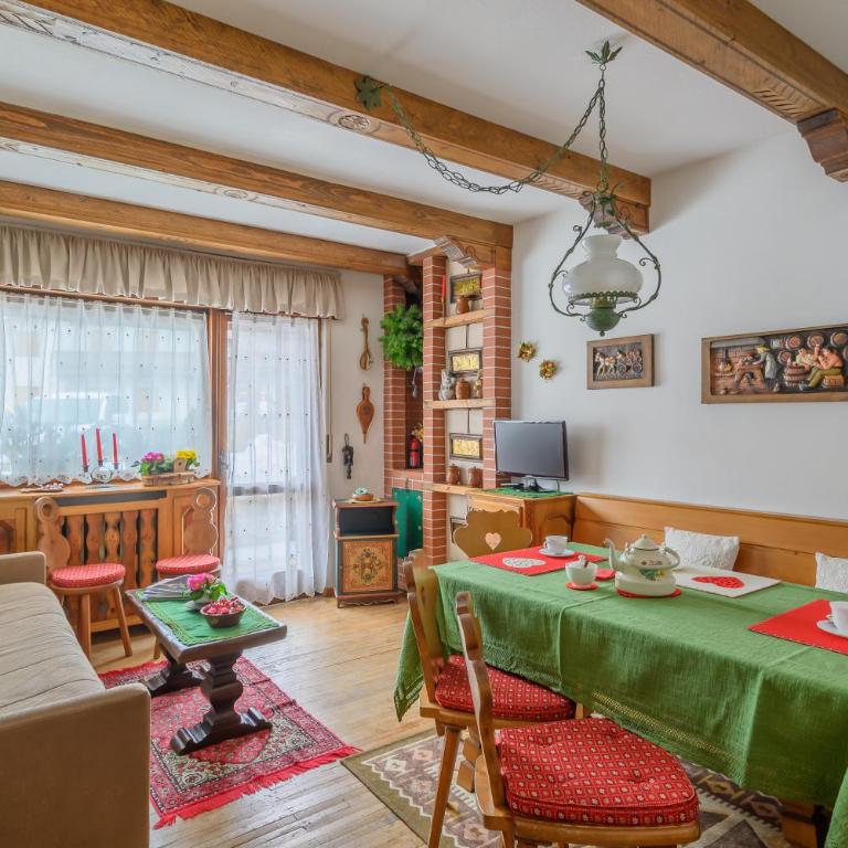 Ca' dello Scoiattolo - Apartment with Mountain View - 1
