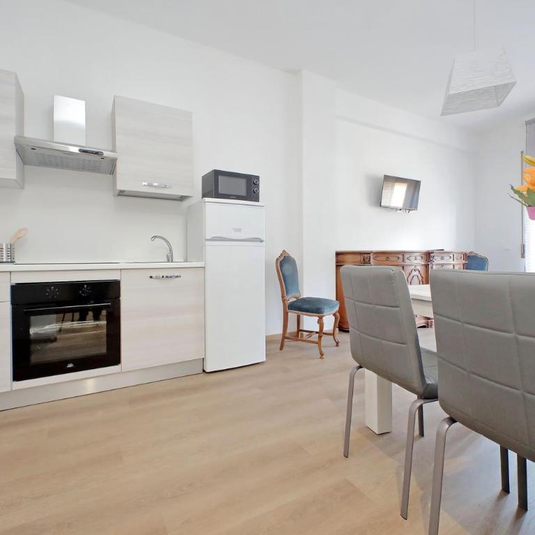Trastevere 3 apartments by Flatinrome - Appartamento con 2 Camere da Letto - 16