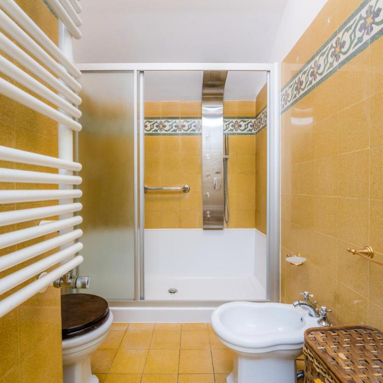 The British Corner, Central Cozy Loft with Garden 10 Min From Center - Appartamento con 1 Camera da Letto - 19