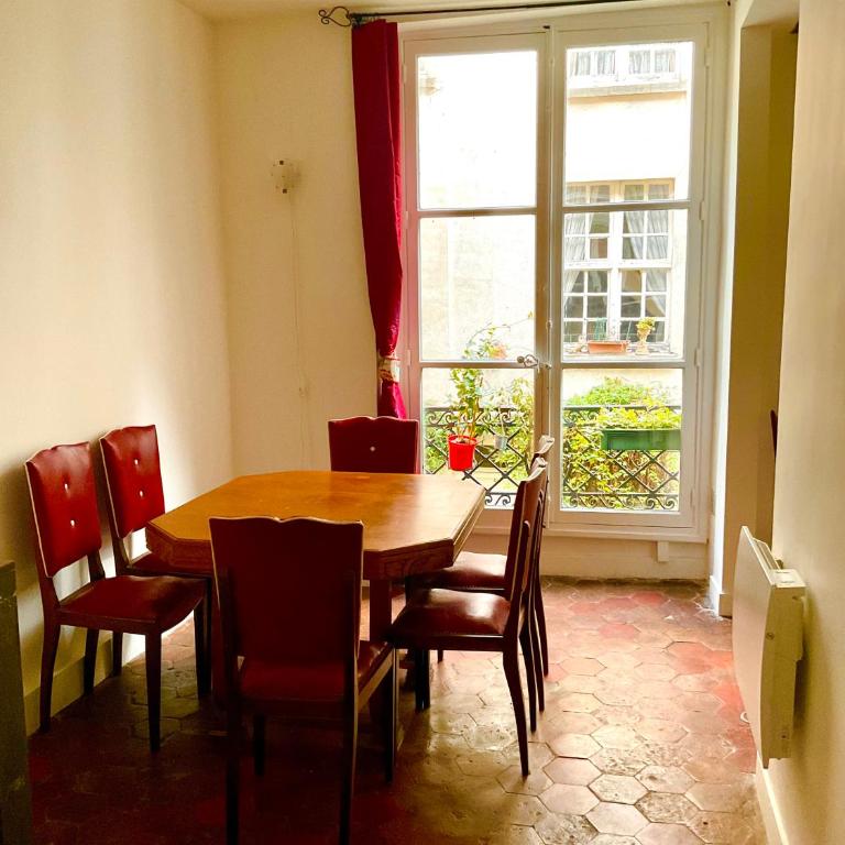 Bel appartement ancien sur cour verdoyante - Appartement 1 Chambre - 3