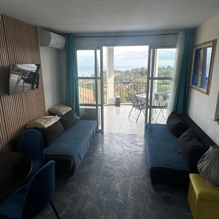 cap esterel vue mer et CLIMATISÉ - Chambre Double - 6
