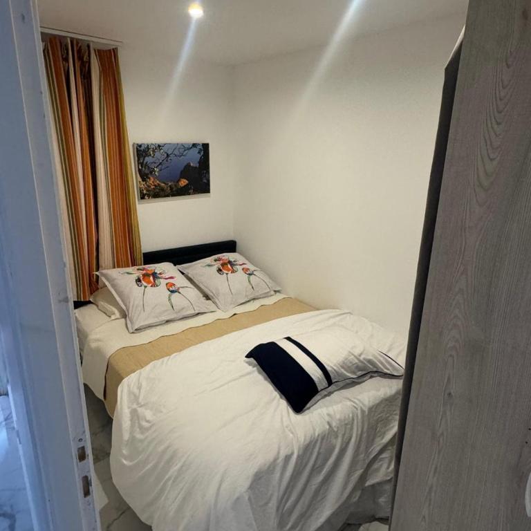 cap esterel vue mer et CLIMATISÉ - Chambre Double - Vue sur Mer - 8