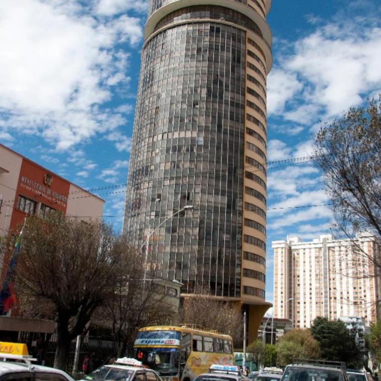 Amplio y cómodo departamento - Apartamento de 2 dormitorios - 2