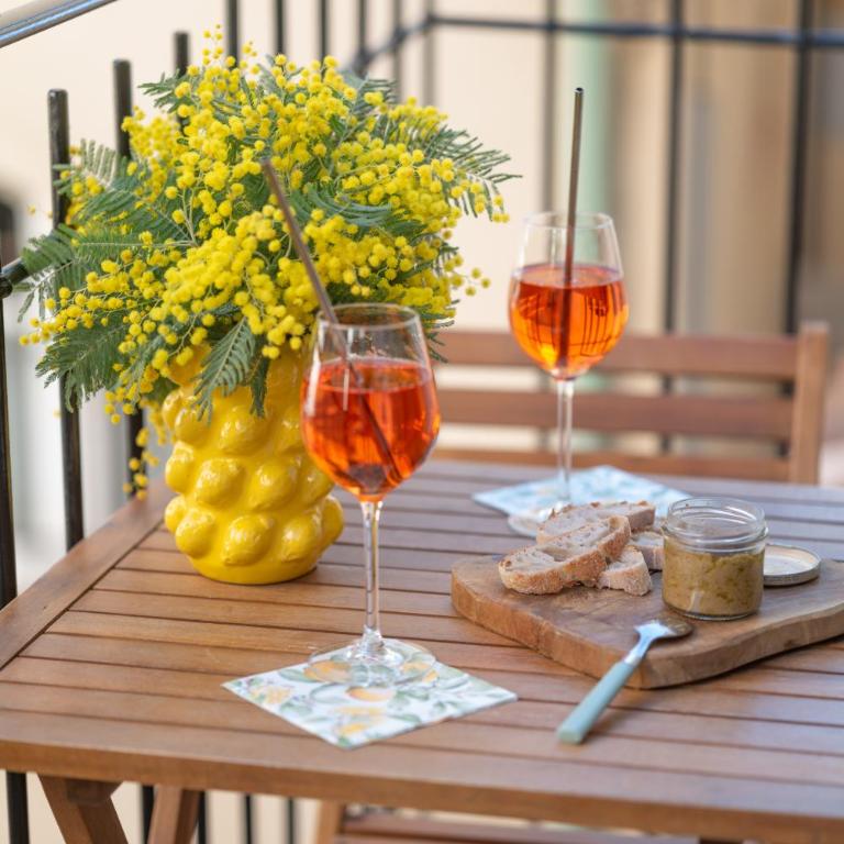 La Pablita by Evasion Riviera, Vieil Antibes, Remparts - One-Bedroom Apartment with Balcony - 2
