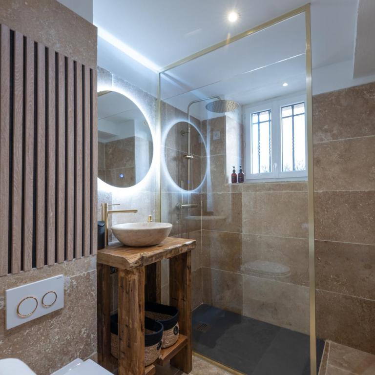 La Pablita by Evasion Riviera, Vieil Antibes, Remparts - One-Bedroom Apartment with Balcony - 12