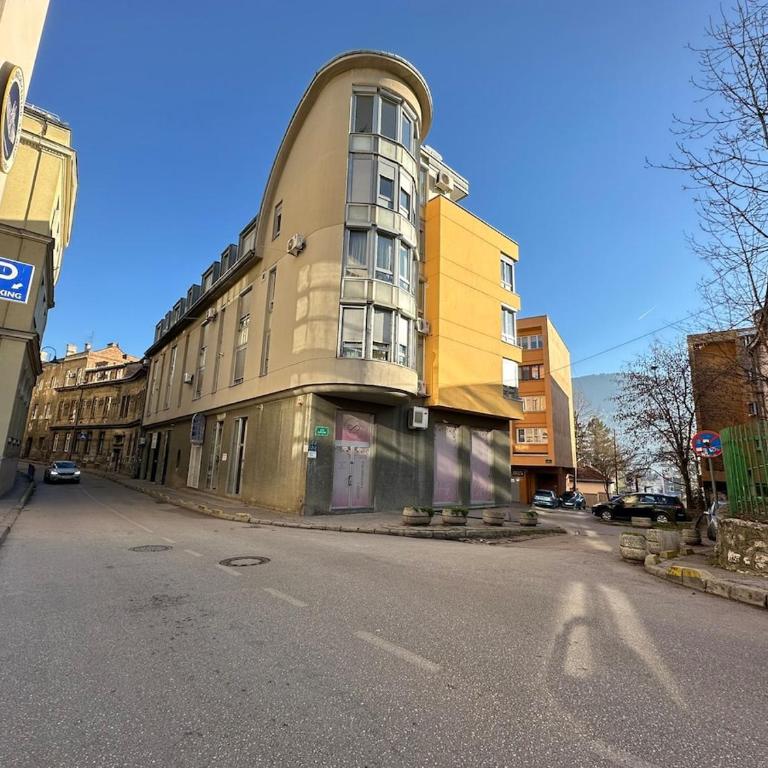 Spacious & Modern Apartment in the City Centre - Apartman sa 3 Spavaće Sobe - 37