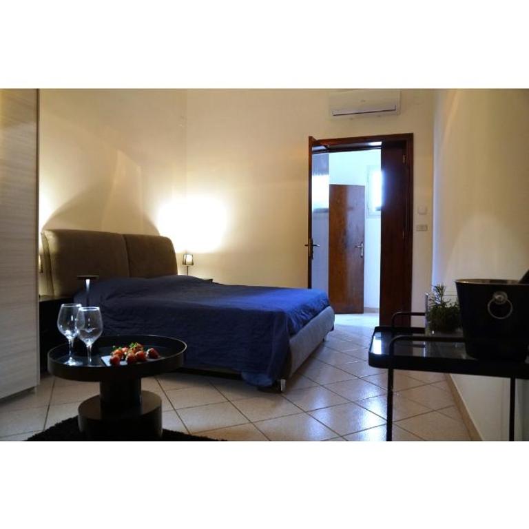 RUDIAE Palace In Lecce - Two-Bedroom Apartment with Balcony - 1
