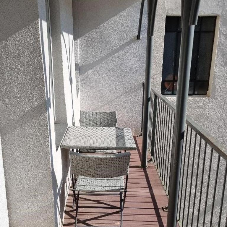 T2 avec balcon expo sud en plein centre ville - Appartamento con 1 Camera da Letto - 2